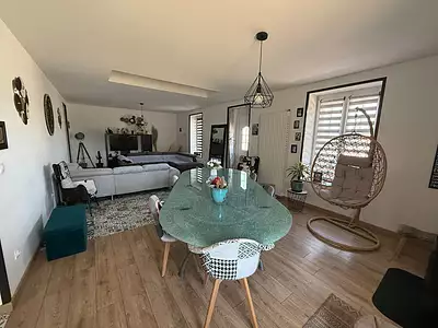 Maison, 200 m²