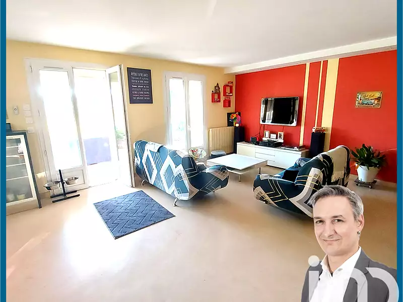 Maison, 251 m²