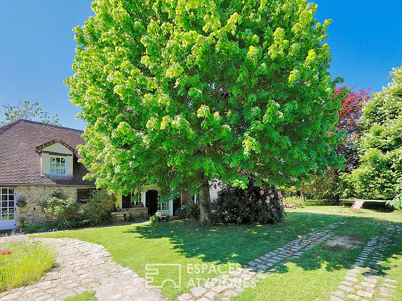 Maison, 350 m²