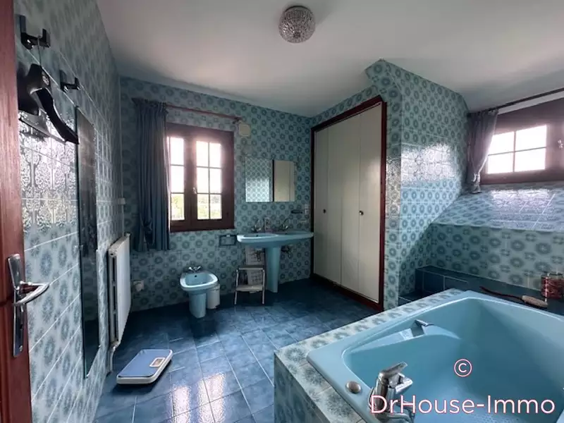 Maison, 213 m²