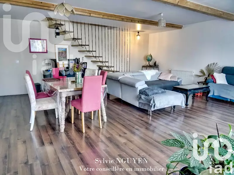 Maison, 244 m²