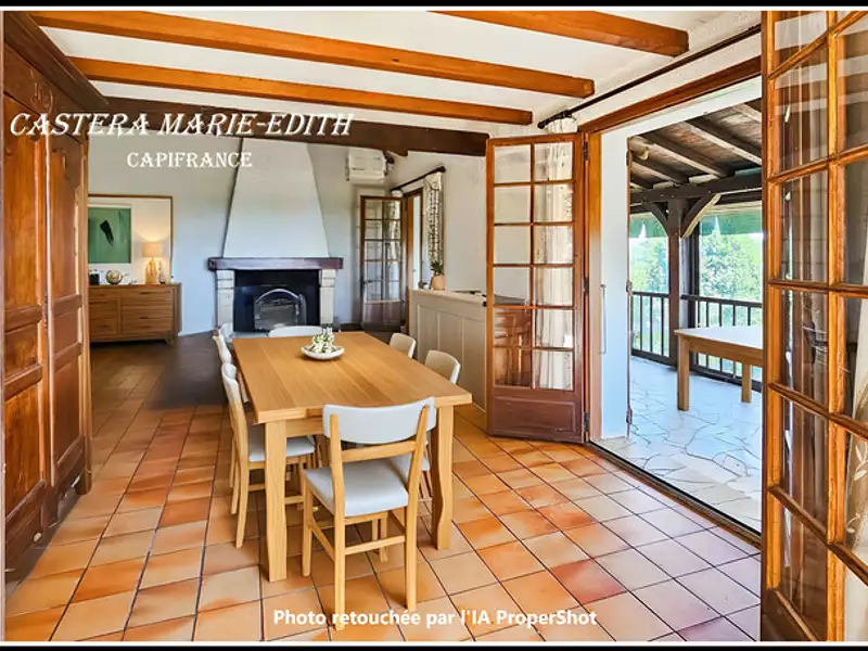 Maison, 165 m²