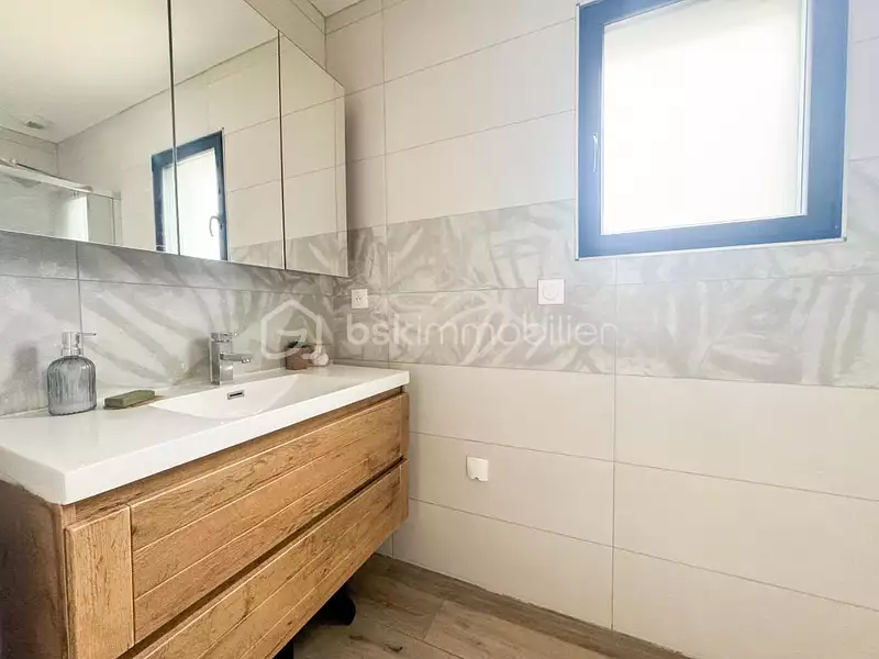Maison, 128 m²