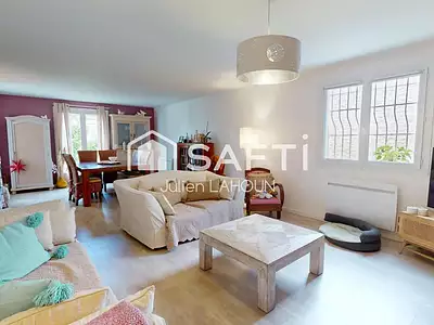 Maison, 204 m²