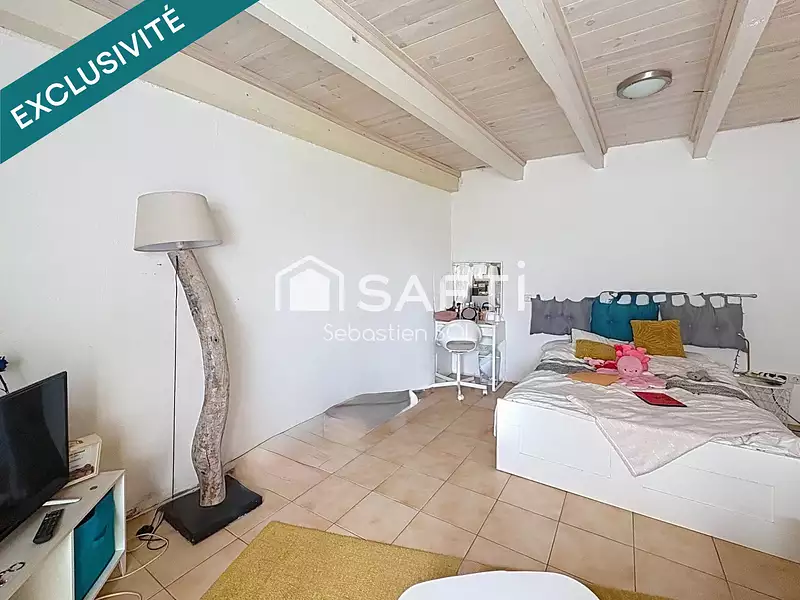 Maison, 270 m²