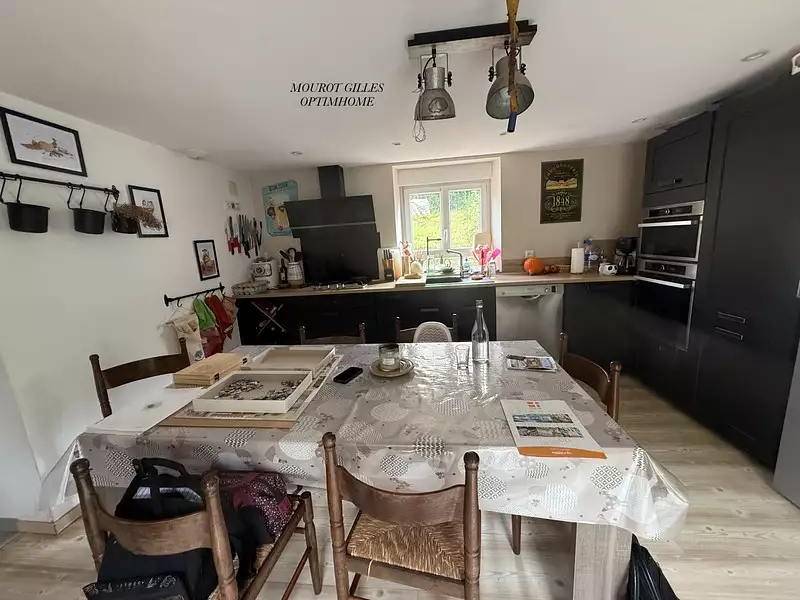 Maison, 97 m²