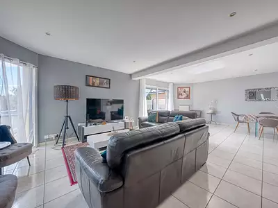 Maison, 145 m²