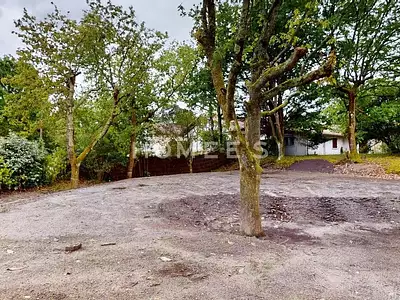 Terrain, 566 m²