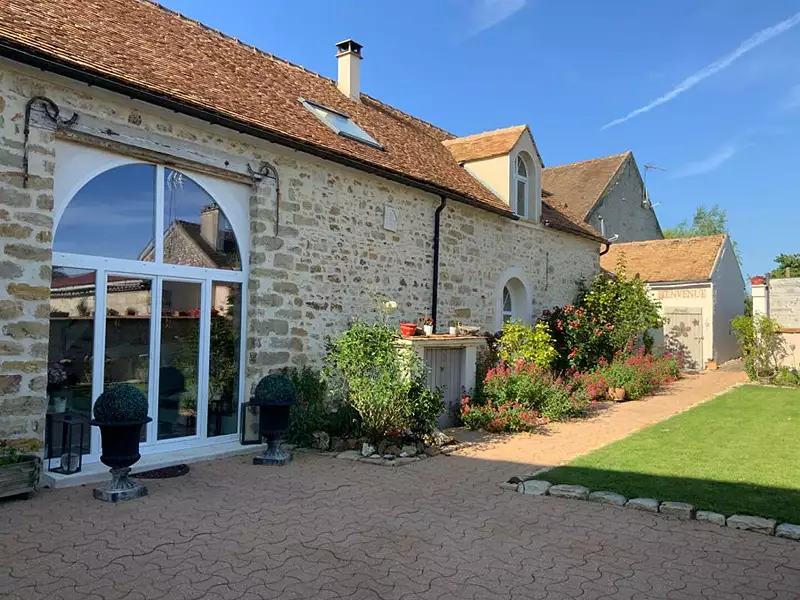 Maison, 270 m²