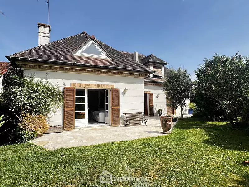 Maison, 190 m²