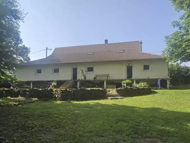 Maison, 233 m²