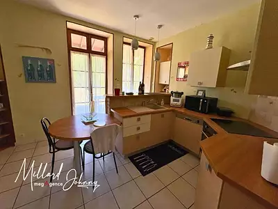 Maison, 220 m²