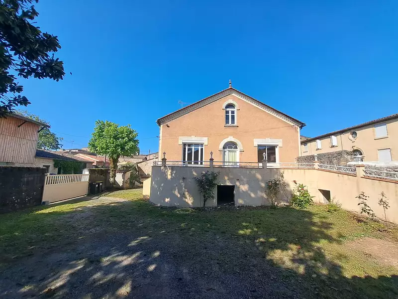 Maison, 230 m²