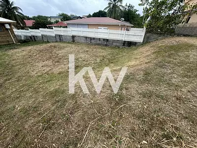 Terrain, 451 m²