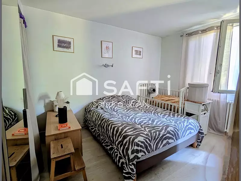 Immeuble, 186 m²