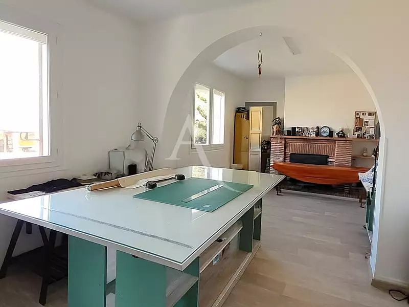 Maison, 256,1 m²