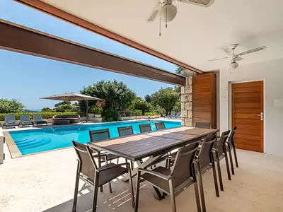 Maison, 235 m²
