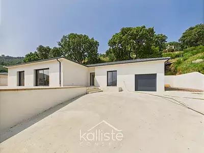 Maison, 132 m²