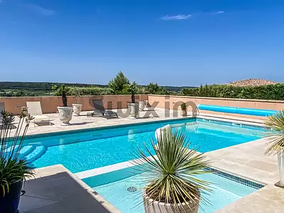 Maison, 257 m²