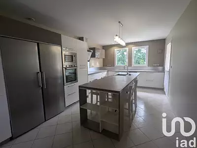 Maison, 179 m²