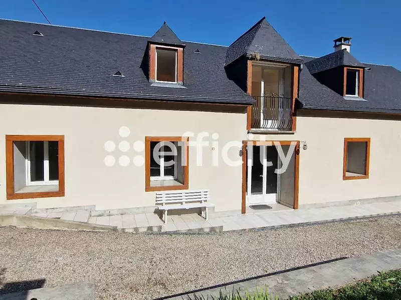 Maison, 162 m²