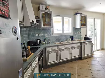Maison, 200 m²