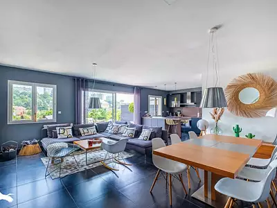 Maison, 122 m²