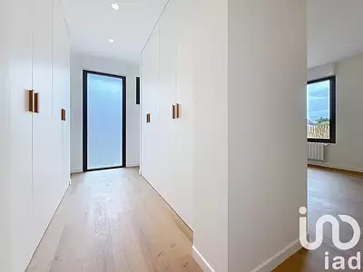 Maison, 166 m²