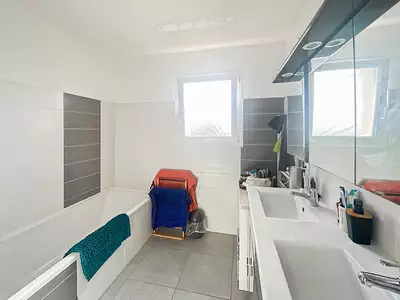Maison, 83 m²