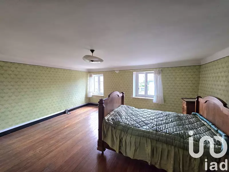 Maison, 215 m²