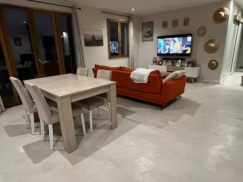 Maison, 102 m²