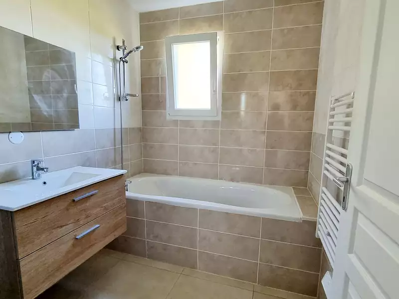 Maison, 208 m²