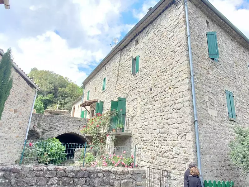 Maison, 243 m²