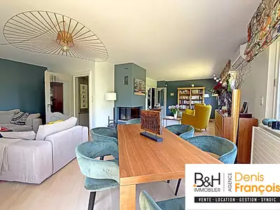 Maison, 266 m²