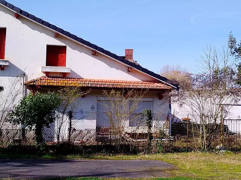 Maison, 255 m²