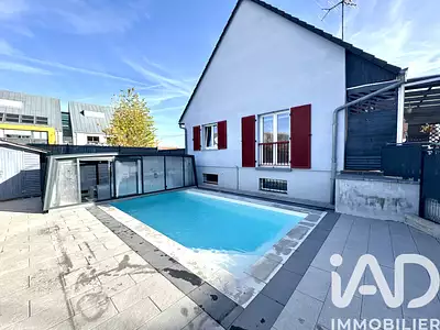 Maison, 94 m²