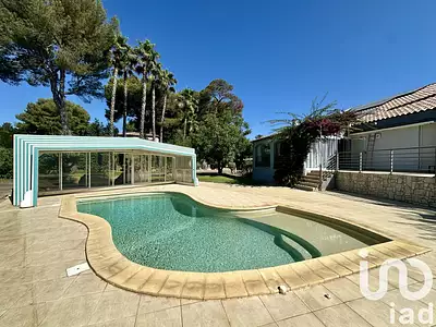 Maison, 205 m²