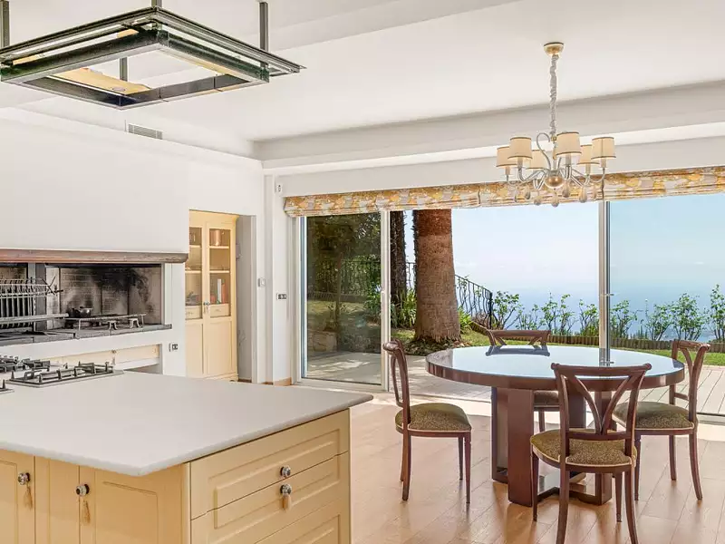 Maison, 398 m²