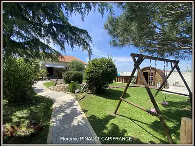 Maison, 233 m²