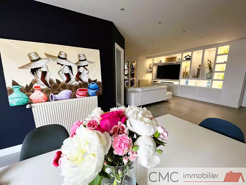 Maison, 284,69 m²