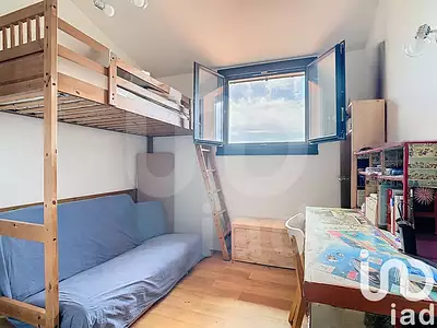 Maison, 196 m²