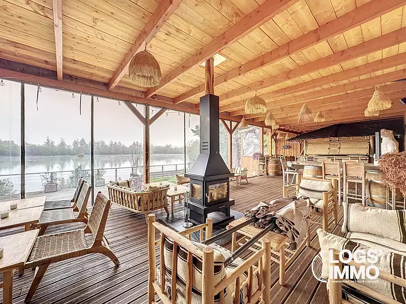 Maison, 956 m²