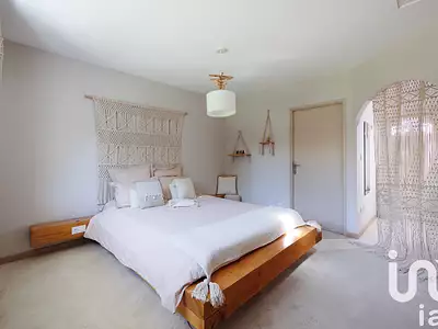 Maison, 185 m²