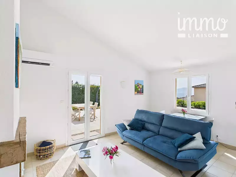 Maison, 84 m²