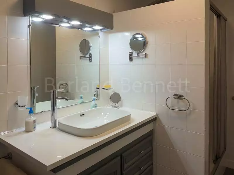 Maison, 227 m²