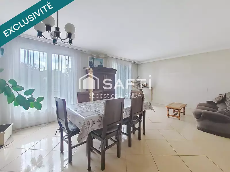 Maison, 164 m²