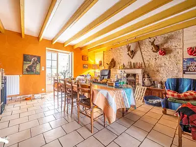 Maison, 210 m²