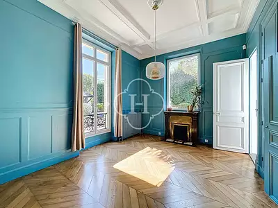 Maison, 326 m²