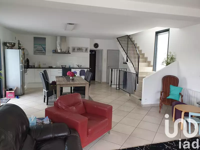 Maison, 169 m²