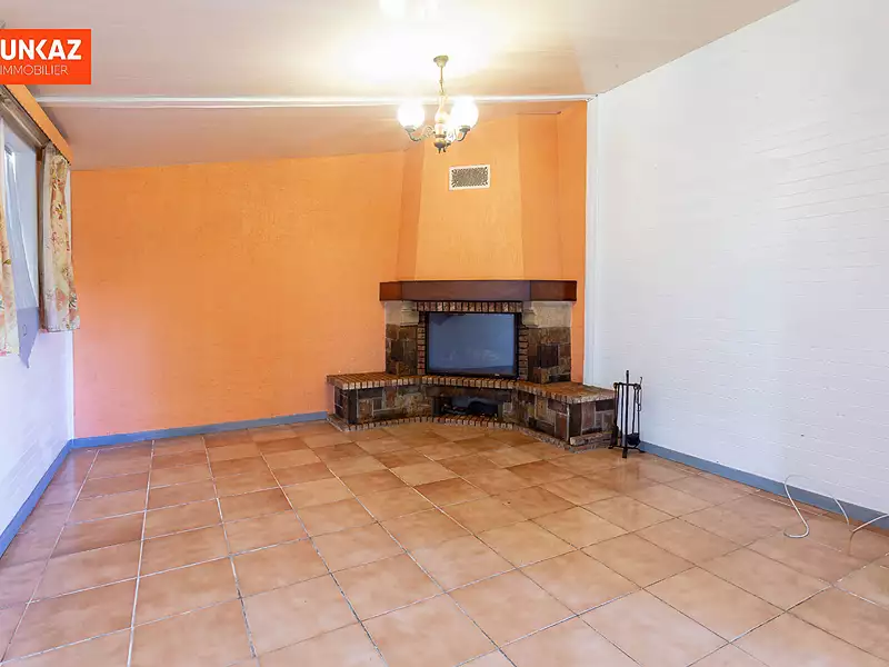 Maison, 220 m²